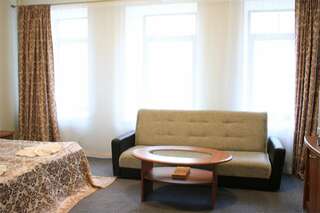 Гостиница Боярский двор Ростов Улучшенный полулюкс-2