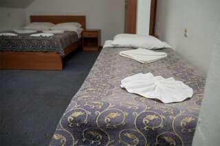 Гостиница Боярский двор Ростов Семейный-3